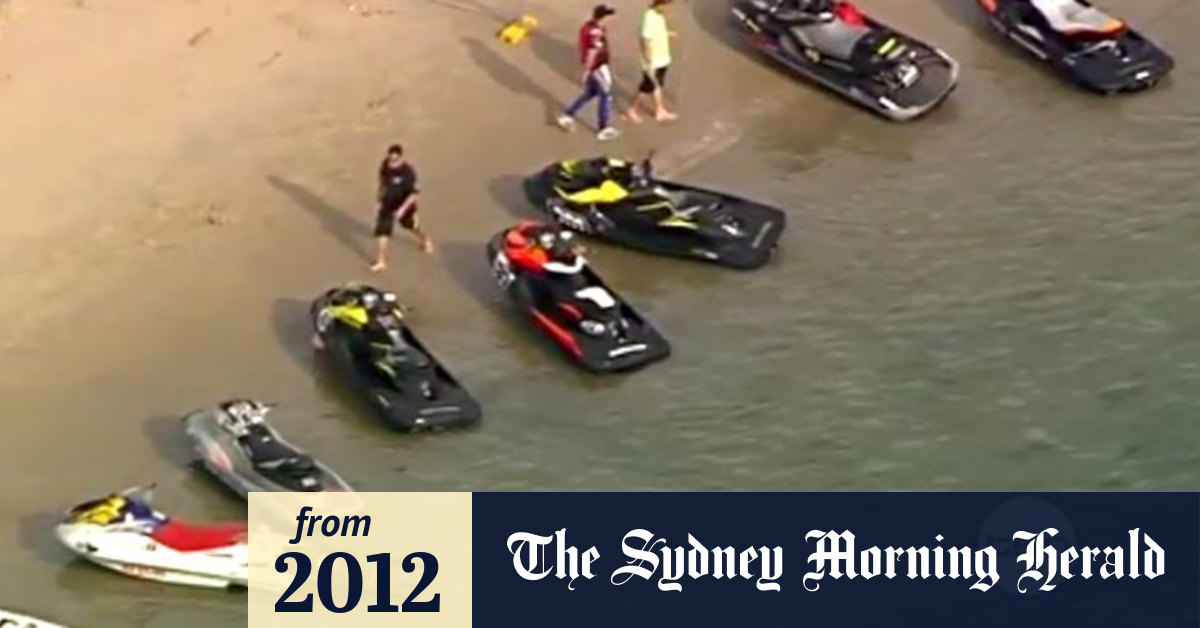 Video: Jet-ski rider killed in competition